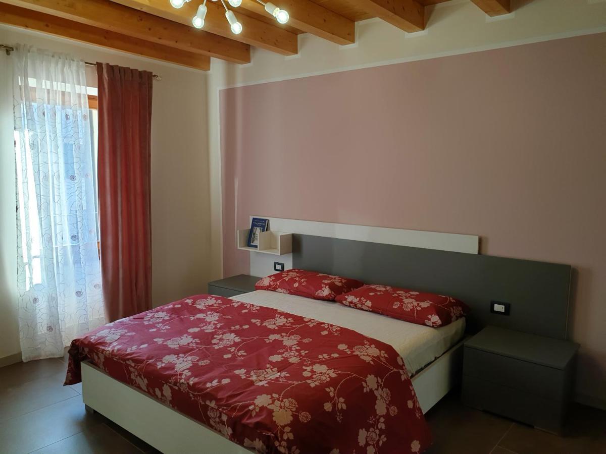 Dimora Rosso San Zeno - Wifi Veloce E Adatto Per Famiglie Верона Экстерьер фото